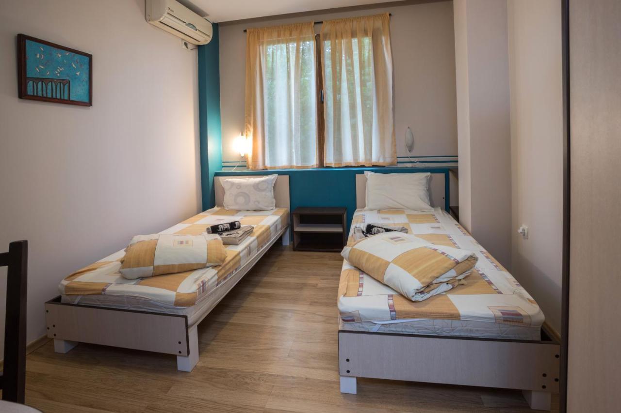 Hanovete Hotel Pliska Ngoại thất bức ảnh