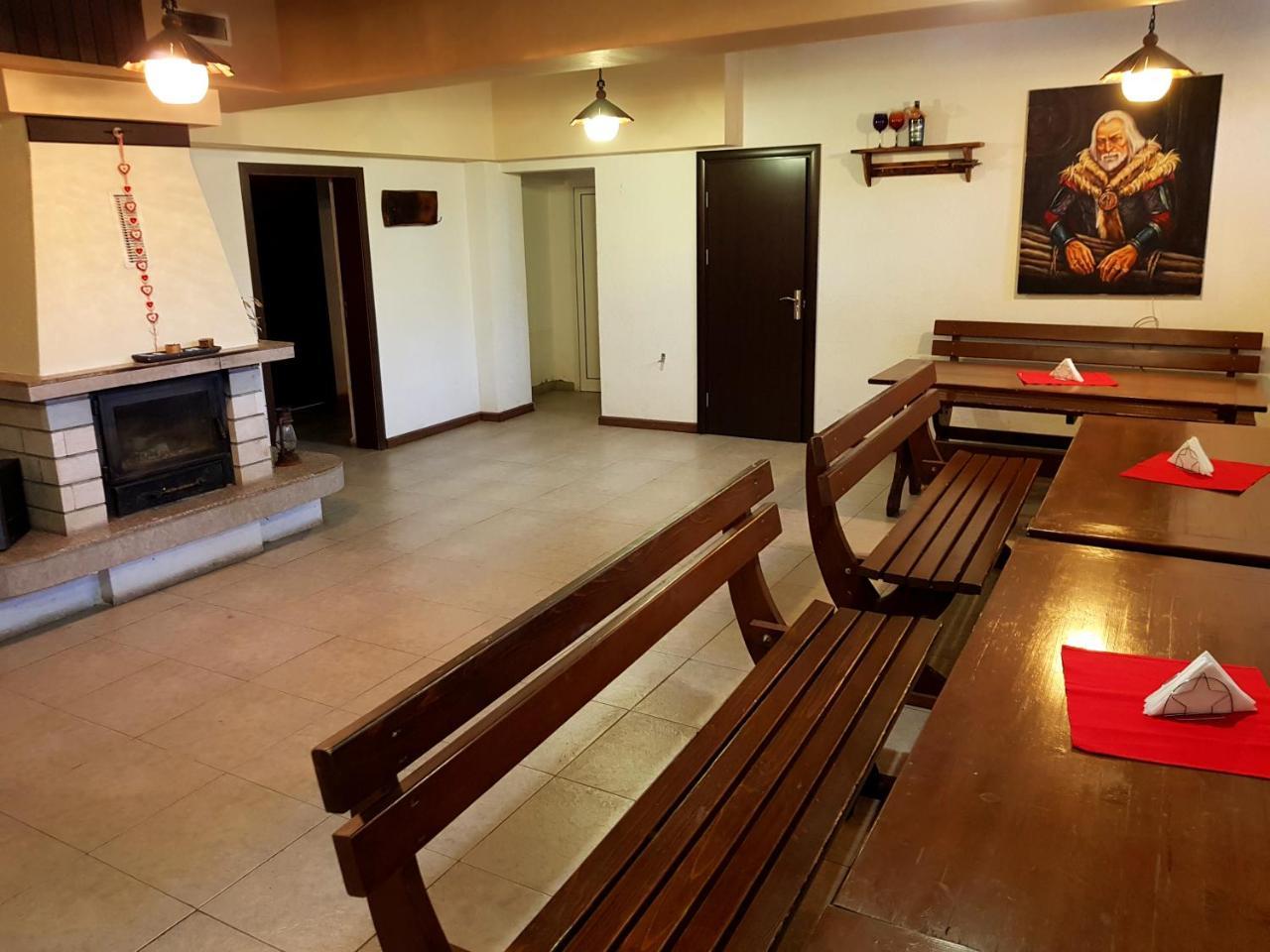 Hanovete Hotel Pliska Ngoại thất bức ảnh