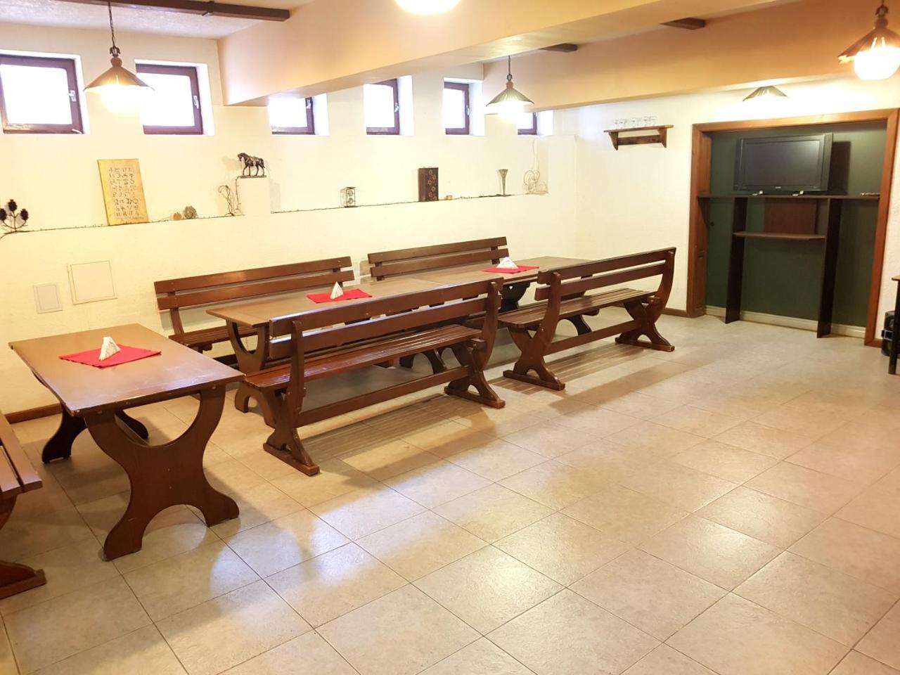 Hanovete Hotel Pliska Ngoại thất bức ảnh